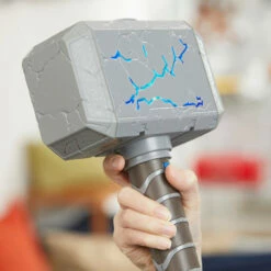 Hasbro Marvel Studios Thor: Love And Thunder Mighty FX Mjolnir Elektronische Hamer -Speelgoed Verkoop 1992850 4be598b8