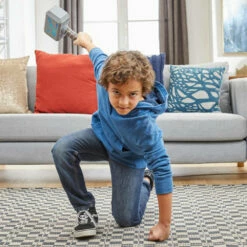 Hasbro Marvel Studios Thor: Love And Thunder Mighty FX Mjolnir Elektronische Hamer -Speelgoed Verkoop 1992850 d08a93c6